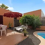 La Palmera De * La Oliva